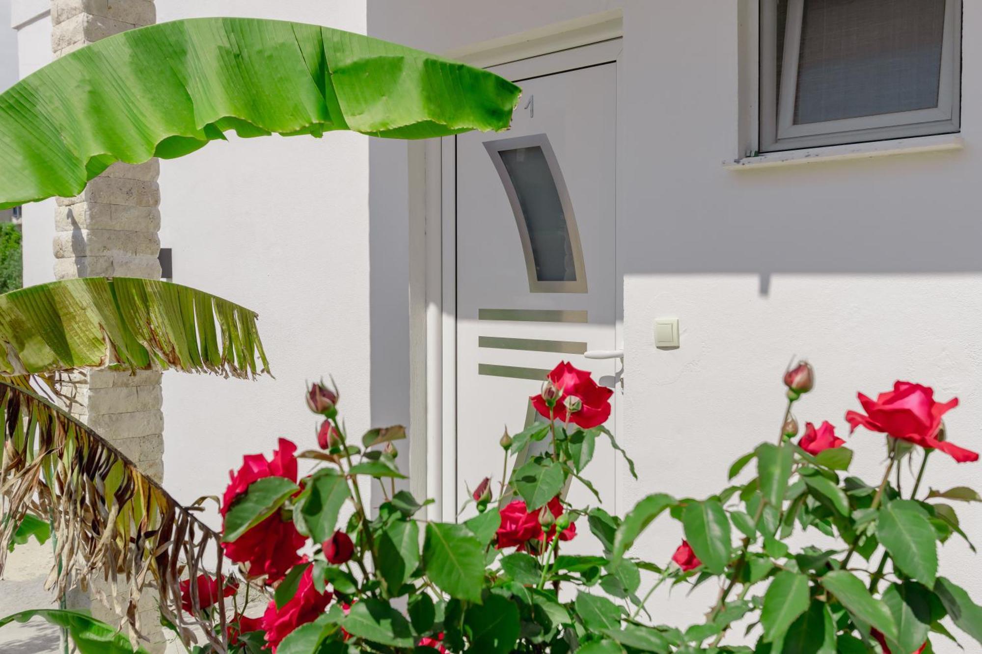 Medo Apartment อุลซิน ภายนอก รูปภาพ