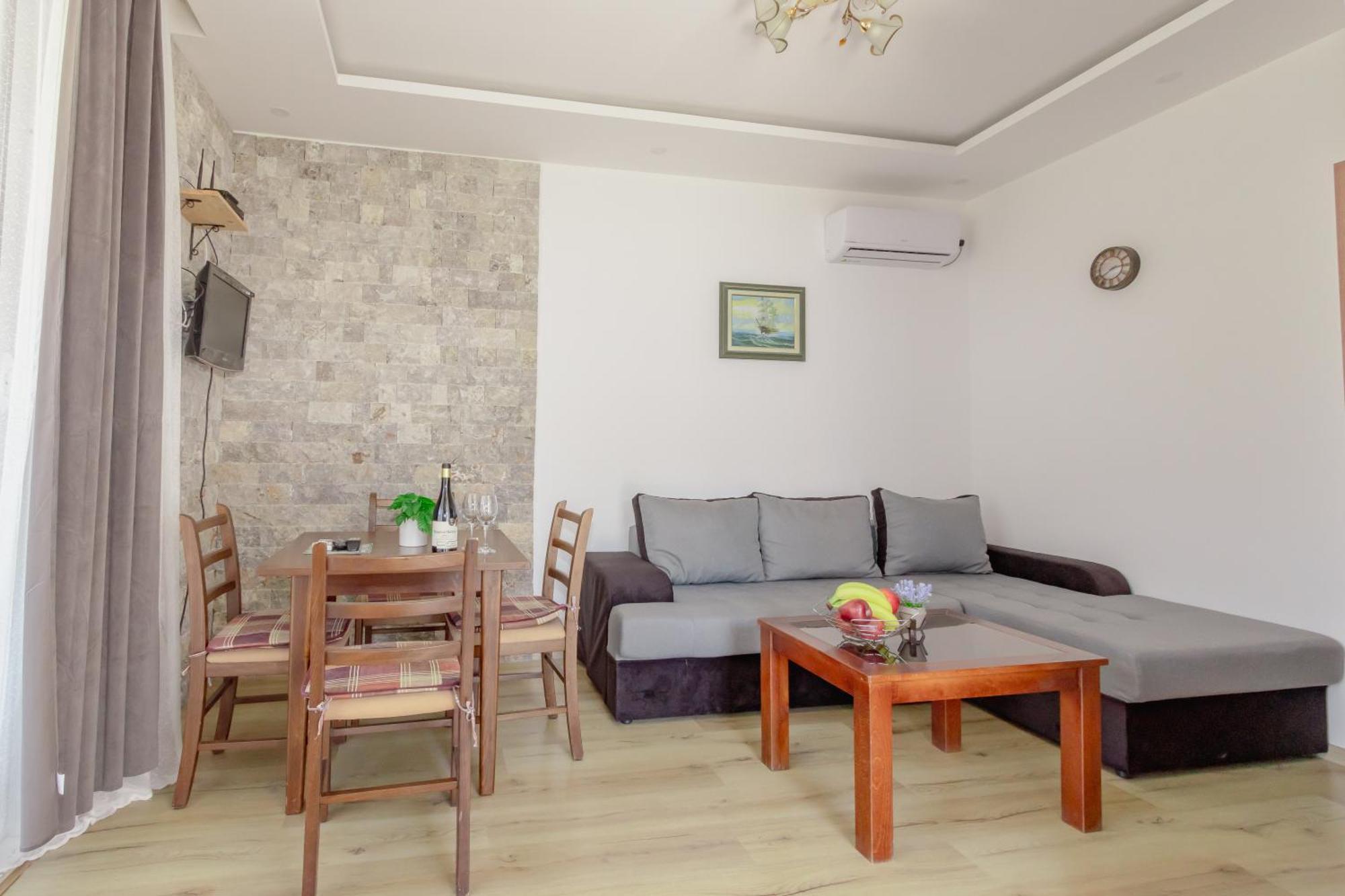 Medo Apartment อุลซิน ภายนอก รูปภาพ