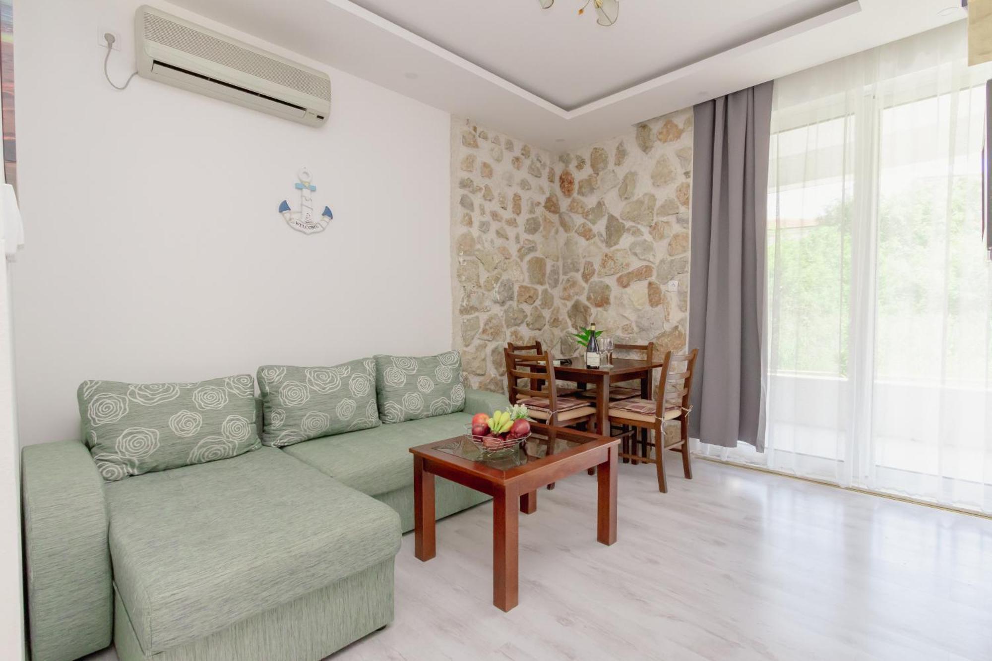 Medo Apartment อุลซิน ภายนอก รูปภาพ